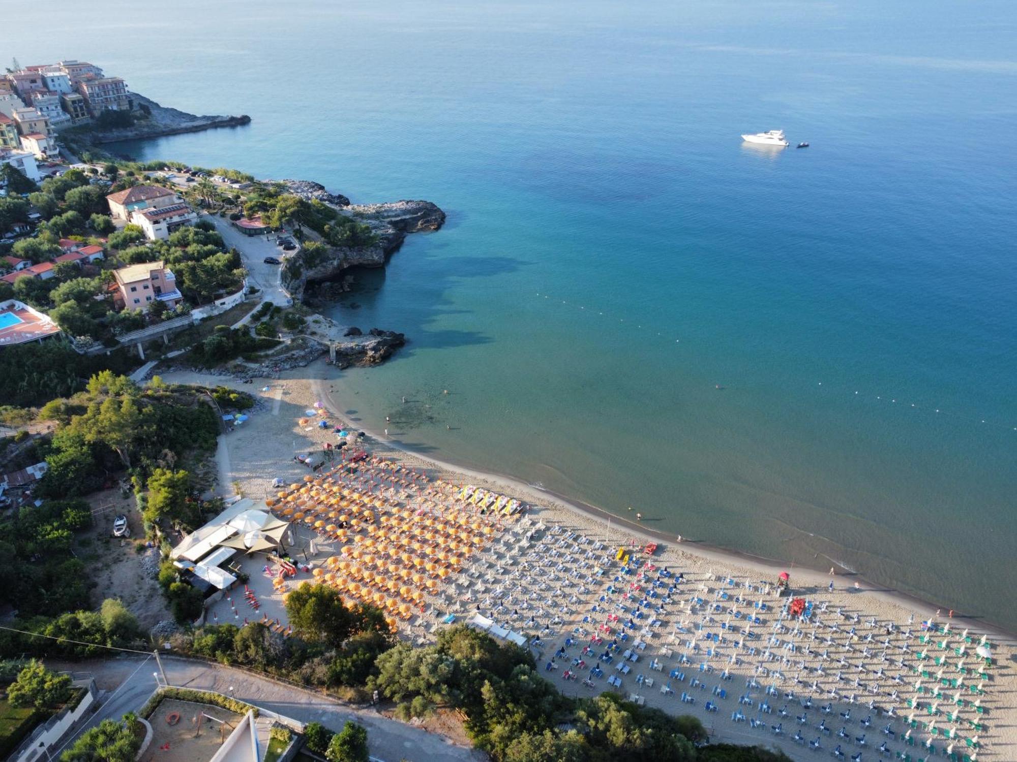 Bed and Breakfast La Dimora sul Mare Marina di Camerota Esterno foto